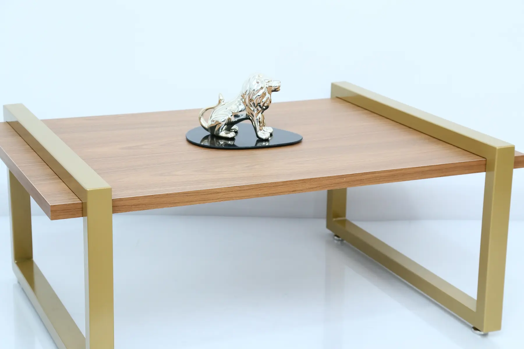 Mesa Frame Louro Freijó Dourado